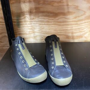 Men's Gray Slip-On Sneakers